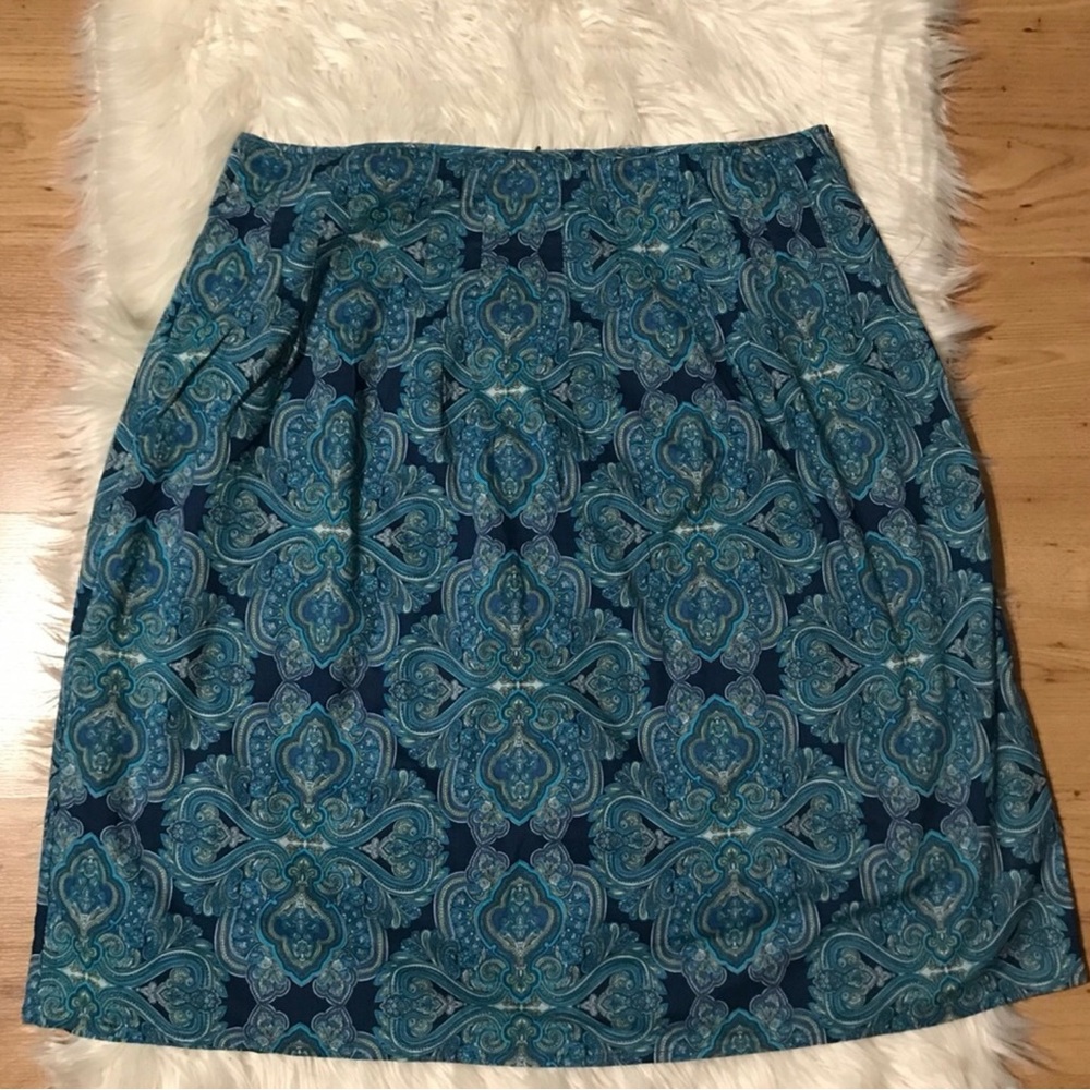 Liz Claiborne Green and Blue Knee-Length Bubble Skirt